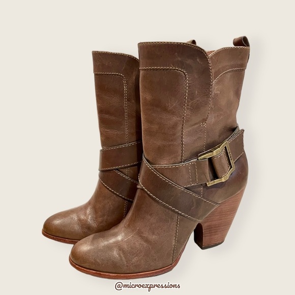 $369 Frye Andrea Mid Tan Brown Vintage Leather Harness Belted Western Ankle Boot - Picture 4 of 10